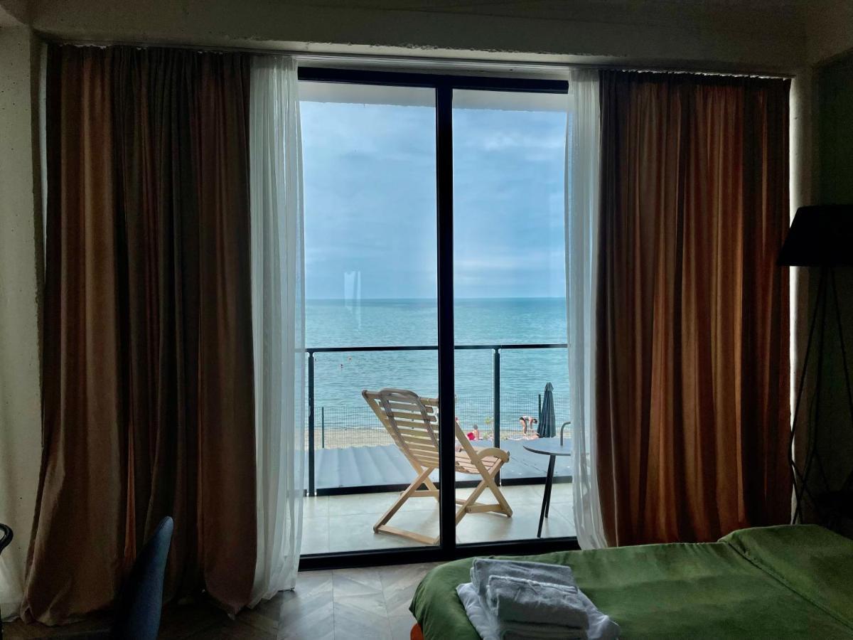 Claude Monet Seaside Hotel Grigoleti Buitenkant foto